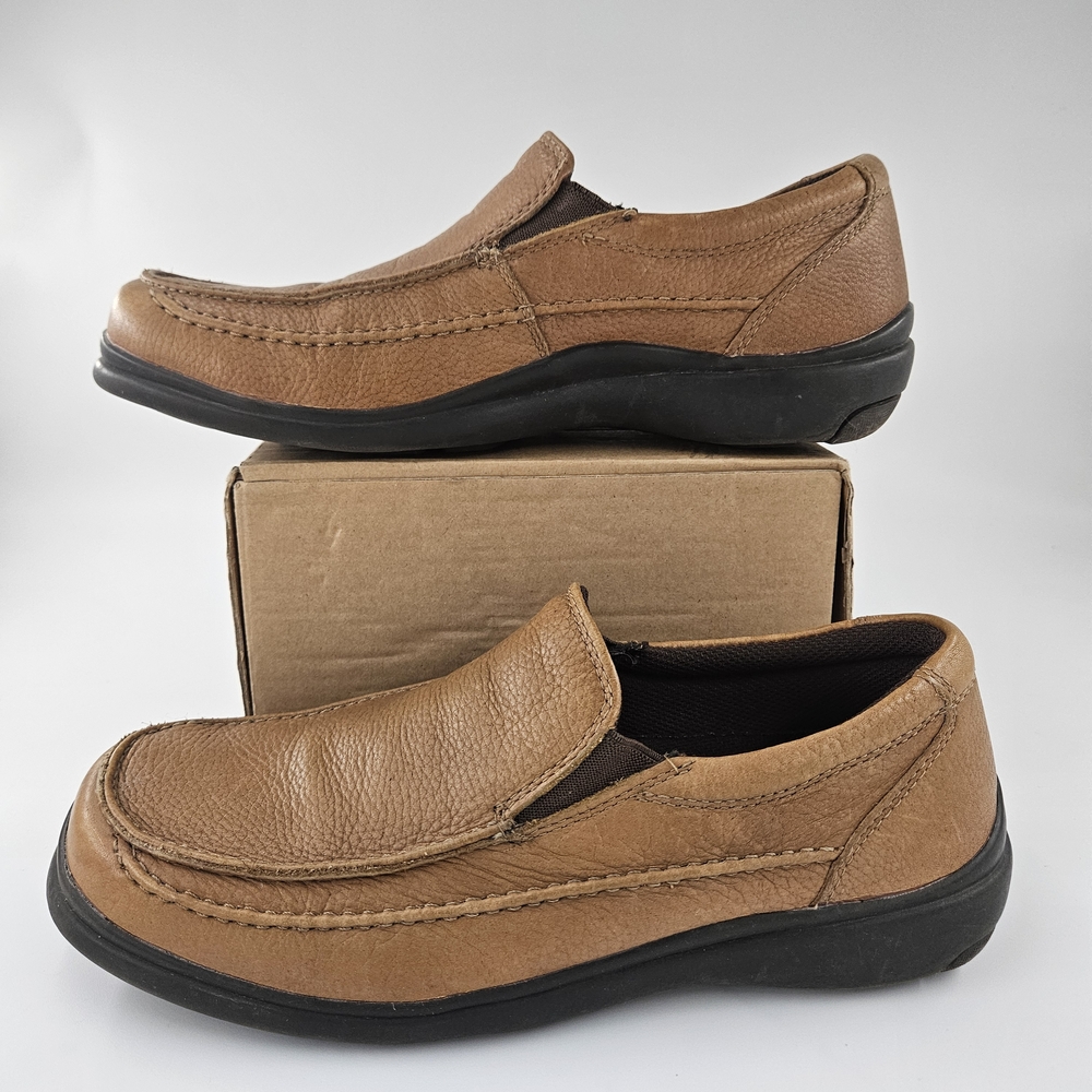 Deer Stags Mens Tan Brown Slip on Loafer Casual Shoes Size 8W